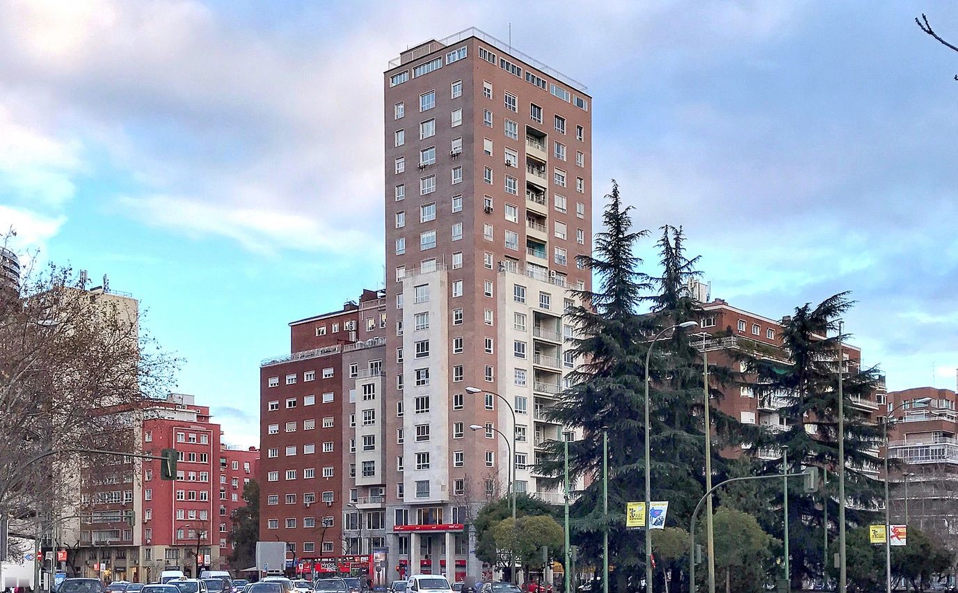 Paseo de la Castellana, 140